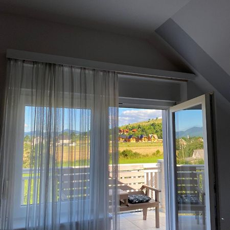 Rooms Josip Korenica Luaran gambar